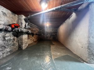 Cave finie après renforcement de plancher à l'italienne — Vue 1, dallage et ventilation, Puteaux (BATI-IDF)
