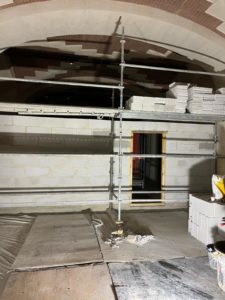Montage de la cloison séparatrice en béton cellulaire