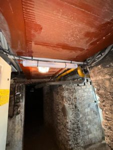 BATI-IDF cave renforcée à l'italienne après pose des poutres HEB 120 et hourdis terre cuite — copropriété Paris 19e bd de la Villette