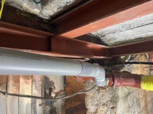 BATI-IDF détail de la nouvelle structure porteuse en poutres métalliques — plancher caves Saint-Denis