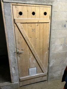 Mise en place de portes caves Paris Marais - Rue Charlot