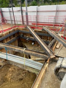 BATI-IDF fouille blindée réalisée au droit d'une multitubulaire béton — chantier Gare de La Défense, Ligne 15 du Grand Paris Express, Puteaux (92)