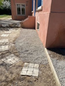 BATI-IDF reprise en sous-œuvre achevée et terrain remis en état au pied du pavillon — Chazey-d'Azergues (69).