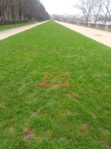 BATI-IDF esplanade du CNAP au 47 quai d'Orsay, point de sondage repéré avant fouille de reconnaissance — Paris 7e.