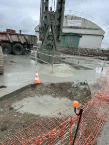 BATI-IDF chantier de paroi moulée du renouvellement du siphon Ilet, préparation des murettes-guides — Le Havre (76).