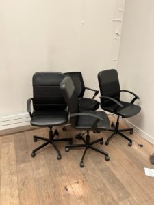 BATI-IDF locaux et mobilier en place avant la dépose des équipements — curage rue Bicentenaire, Puteaux (92).