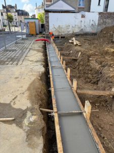 BATI-IDF poutre de couronnement sur paroi de pieux sécants, vue d'ensemble — Carré Oberthür, Rennes (35).