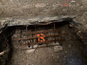 BATI-IDF micropieu recépé et ferraillage de liaisonnement à la longrine de reprise en sous-œuvre — Sassenage (38).