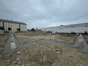 BATI-IDF vue d'ensemble des doubles murettes-guides bétonnées pour la paroi de pieux sécants — Saint-Malo (35).