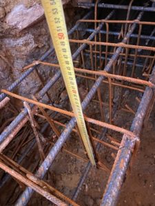 BATI-IDF cage d'armatures de la longrine de reprise en sous-œuvre (contrôle des sections) — Condal (71).